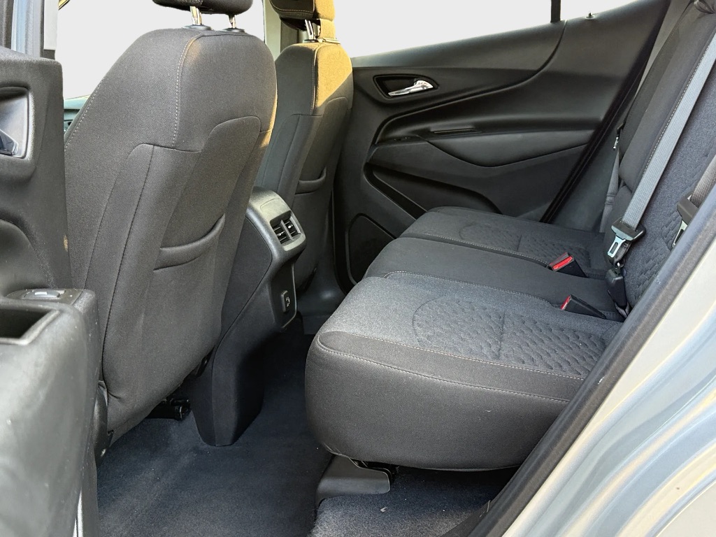 2021 Chevrolet Equinox LT - Photo 11
